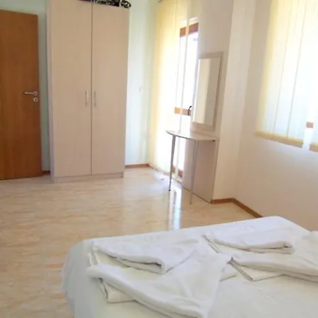 04 Apartament